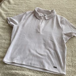 Hollister must have collection baby tee